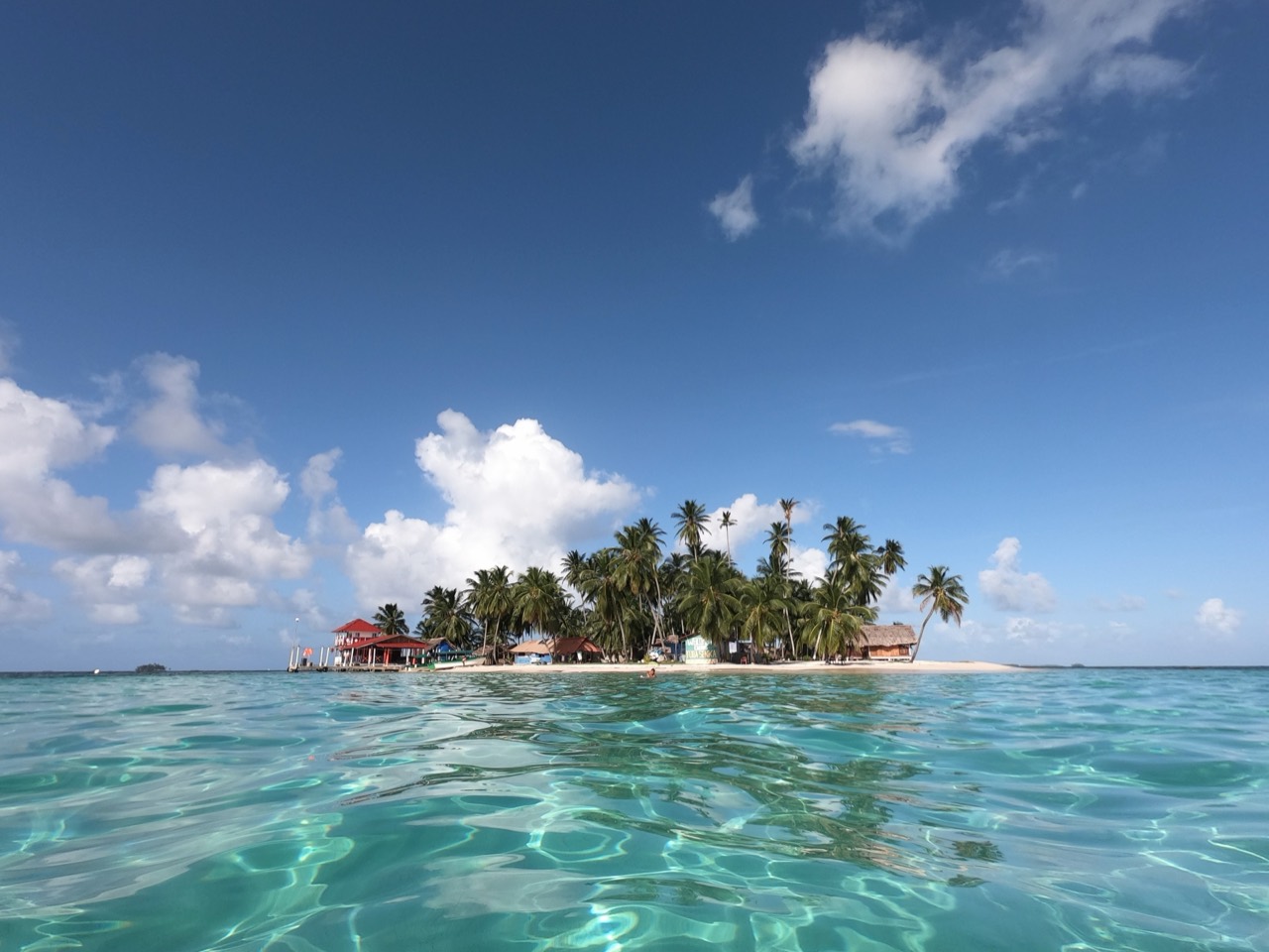ile au panama